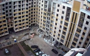 Строительство двух корпусов ЖК "Ломоносовъ" готовятся закончить согласно графику