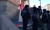 Суд Петербурга арестовал на 8 суток активистку, облившую себя красной краской