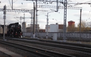 Электрички из Зеленогорска в Петербург задерживаются из-за поломки поезда на путях
