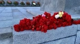 На Пискаревском кладбище почтили память павших в Великой...