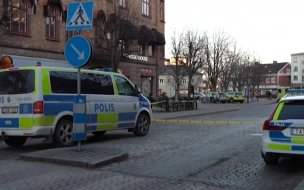 СМИ раскрыли личность подозреваемого в вооруженном нападении в Швеции