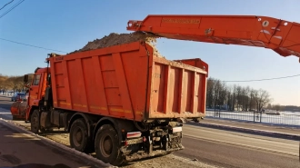 В Приморском районе прошел смотр готовности уборочной техники к зиме