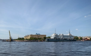 В Петербурге завершен ремонт Петроградской набережной