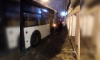 Автобус влетел в здание театра "Приют комедианта" во время спектакля