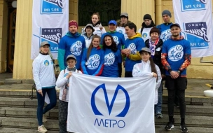 Сотрудник метрополитена Петербурга пробежал 65 км в честь юбилея городской подземки