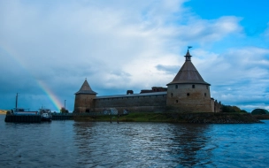 В Петербурге запустили регулярные водные маршруты до крепости Орешек