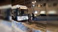 На Невском из-за аварии автобуса и "Мерседеса" образовал ...