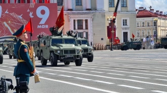 Взрывотехники проверят Дворцовую площадь перед Парадом Победы