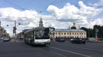 За полгода пенсионеры Петербурга 210 млн раз воспользовались общественным транспортом
