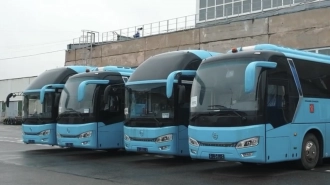 Петербург принял новые китайские автобусы повышенного комфорта Golden Dragon
