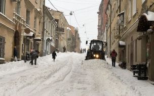 Администрация Выборгского района обязала УК и ТСЖ усилить контроль за уборкой снега