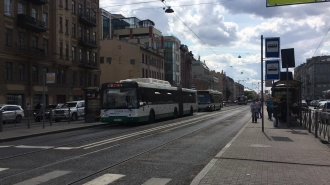 Петербуржцам рассказали, почему включались печки в автобусах