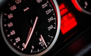 Петербург за прошлый год посетили 2,8 млн автотуристов