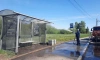 Дорожники Петербурга отмыли около 30 тыс. остановочных павильонов за неделю 