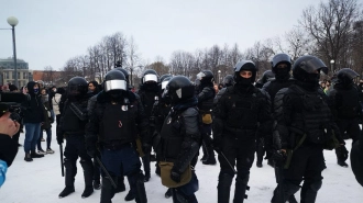 Парламенту Петербурга предлагают пересмотреть полномочия полиции на митингах