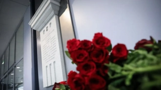 В Петербурге открыли памятную доску первому директору Ледового дворца