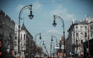Беглов призвал туристов отказаться от поездок в Петербург на нерабочей неделе