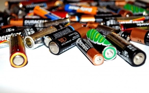 СМИ: в России могут вырасти цены на батарейки