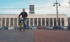 На вокзалах Петербурга запретили езду на электросамокатах, велосипедах и скейтбордах