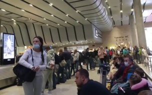 Пассажиры пожаловались на долгое ожидание багажа в аэропорту Пулково