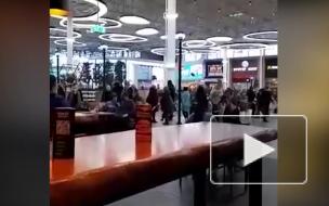 Посетителей ТРЦ "Мега Дыбенко" попросили покинуть здание
