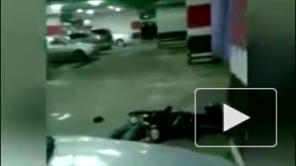 Опубликовано видео с места убийства подростка в ТЦ в Москве