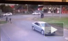 Дорожный боулинг: появилось видео, как иномарка сбила семью с тротуара 