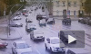 Видео: легковушки столкнулись на Литейном мосту
