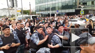 ОВД-Инфо: "На 16:00 по Москве на шествии задержано более 400 человек"