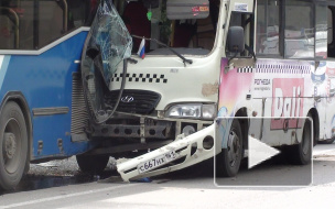 В Петербурге жертвами ДТП с маршруткой и автобусом стали шесть человек
