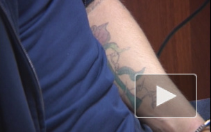 В Петербурге задержана банда, которая по привычке обчищала одни и те же салоны связи