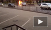 Автомобиль в Москве загорелся прямо на ходу