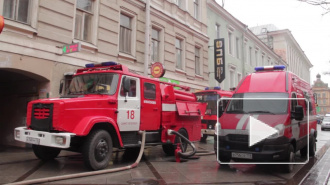 Утренний пожар в высотке на Московском тушили 15 спасателей