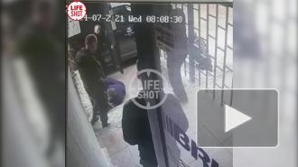 Опубликовано видео момента выстрела в 23-летнего сотрудника фирмы Брикс в Нижнем Новгороде