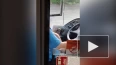 Водителя петербургского автобуса уволили за видеочат ...
