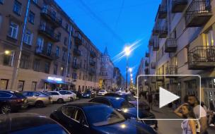 Во время ночных гуляний в центре Петербурга в полицию доставили 28 человек