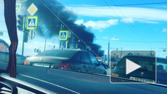 В Московском районе сильный пожар: горят склады