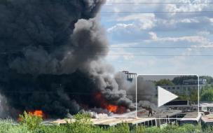 В Люберцах на складе загорелись 12 автобусов 