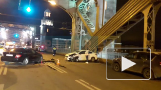 На Большеохтинском мосту произошло ДТП с четырьмя пострадавшими