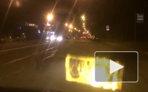 Видео: на Зайцева мотоциклист попал под колеса авто