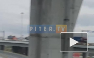 На Пулковском шоссе машины встали в пробку 