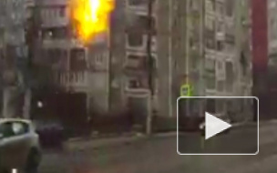 "Искры из глаз": В Липецке "Мерседес" атаковал электроопору