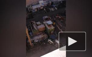 Жители Васильевского острова пожаловались на продолжение работ у Дома Чубакова