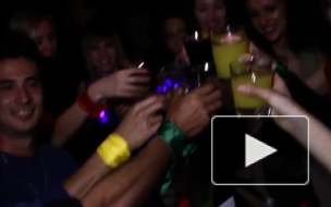 Названы причины, почему многие люди пьют до потери сознания