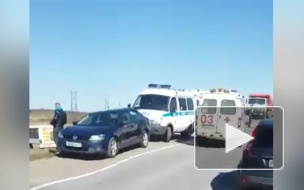 Жуткое видео из Петербурга: автобус с пассажирами угодил в кювет