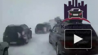Выпавший снег в Красноярском крае оставил людей без электричества