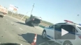 Жесткое видео из Тюмени: трассу не поделили две легковуш...