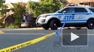 В Бруклине неизвестный открыл стрельбу из машины