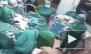 Ужасающее видео из Китая: врачи подрались в операционной