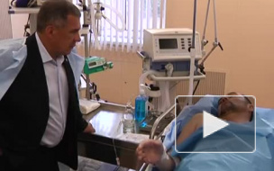 Президент Татарстана посетил в больнице пережившего покушение муфтия